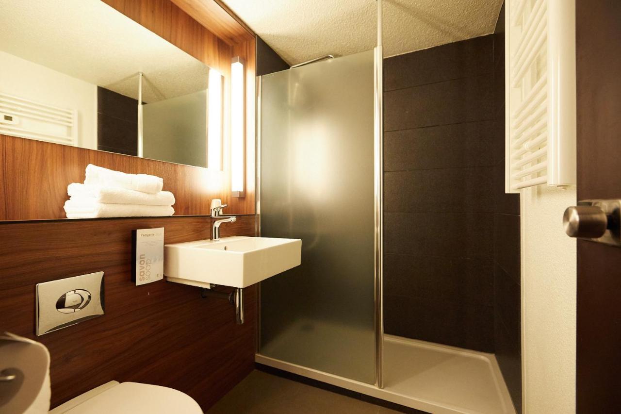 Hotel Campanile Pau Est-Bizanos Zewnętrze zdjęcie