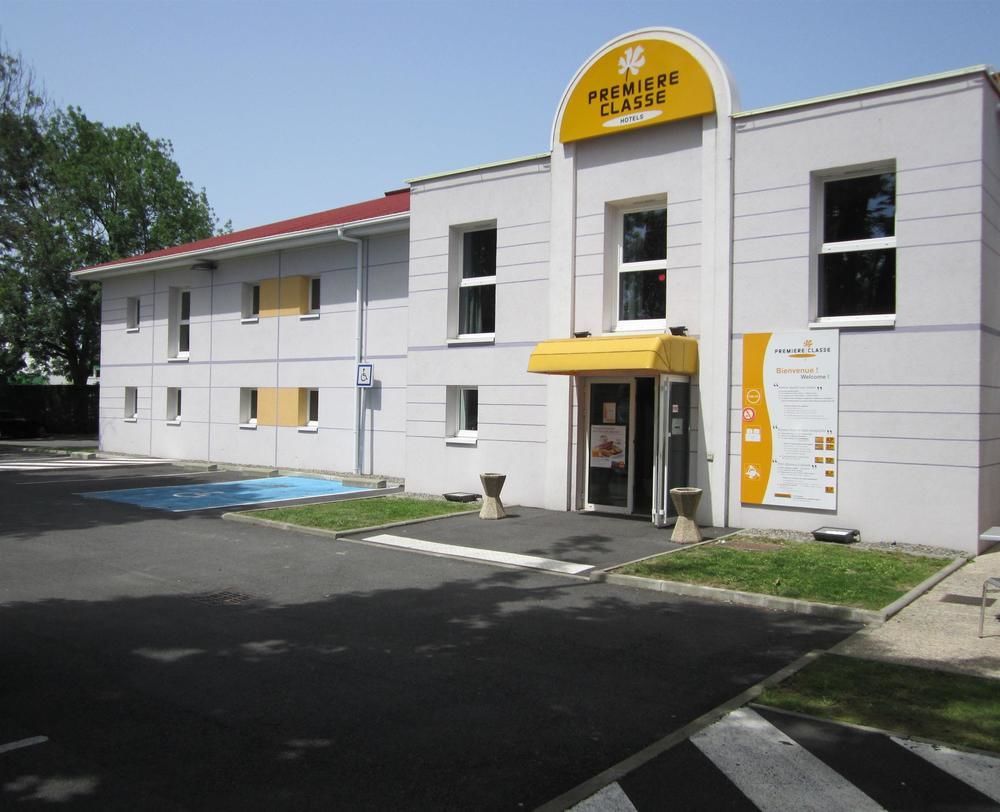 Hotel Campanile Pau Est-Bizanos Zewnętrze zdjęcie