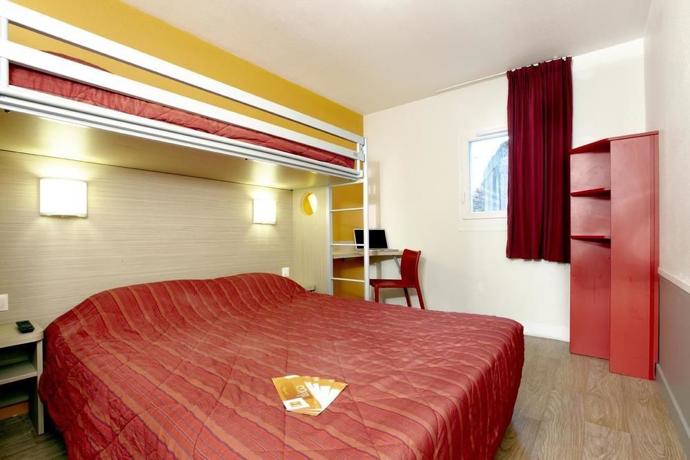 Hotel Campanile Pau Est-Bizanos Zewnętrze zdjęcie